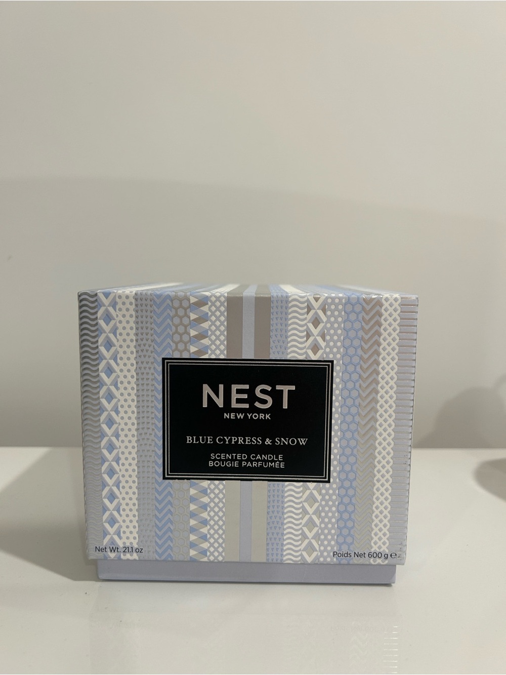 NEST Blue Cypress & Snow Candle